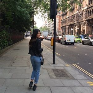 Meet your Posher, Lisa